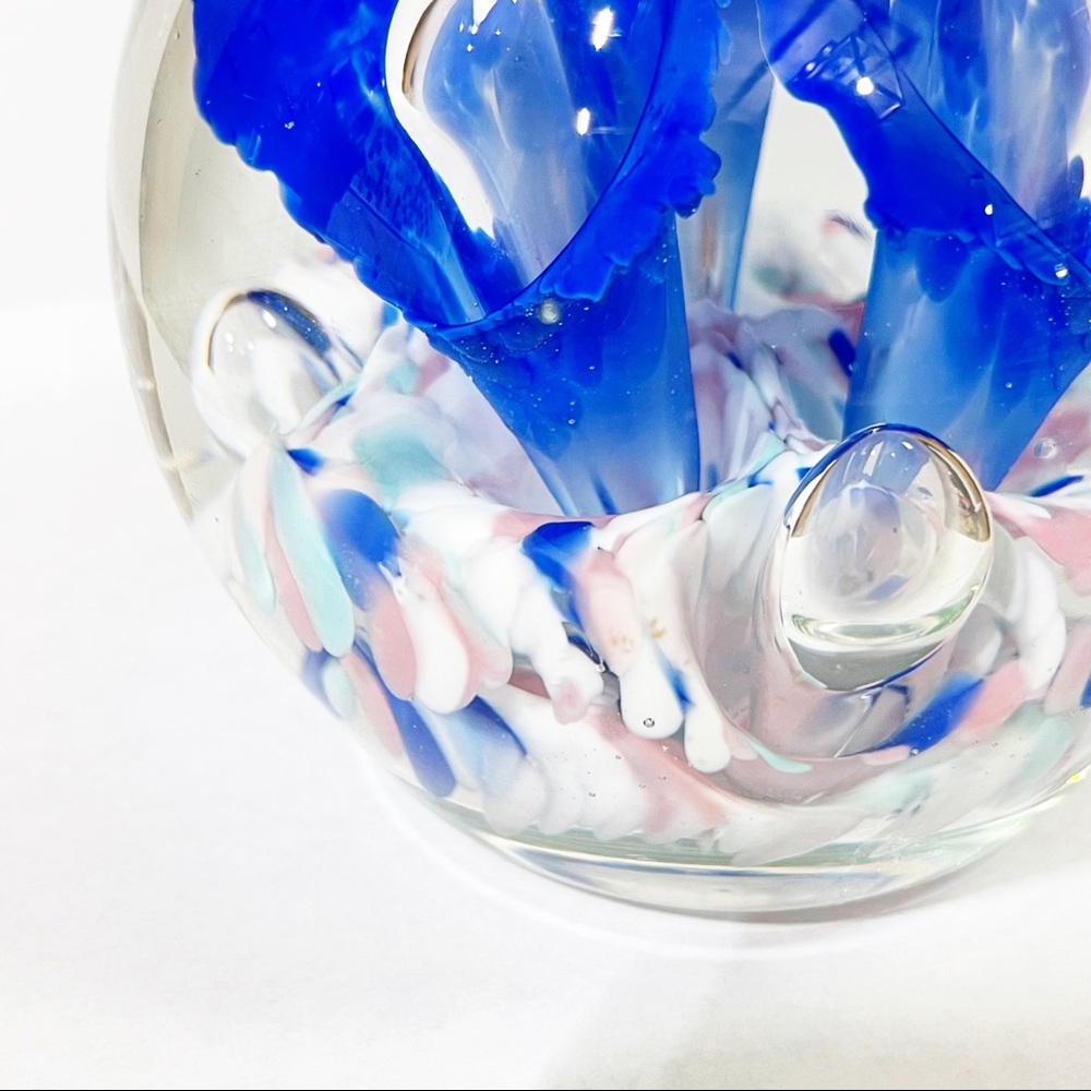Vintage Art Glass Blue Trumpet Flower Confetti Large Paperweight - Picture 7 of 7